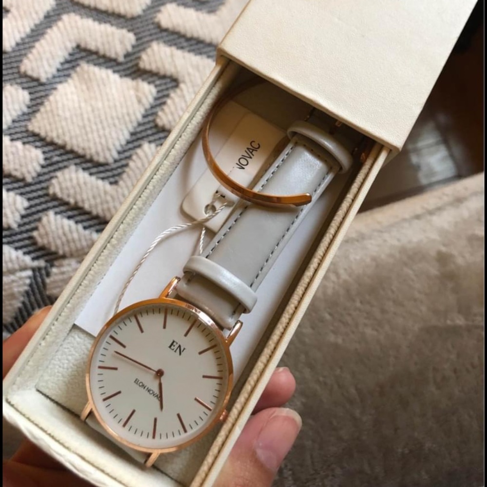Aubrey Watch
